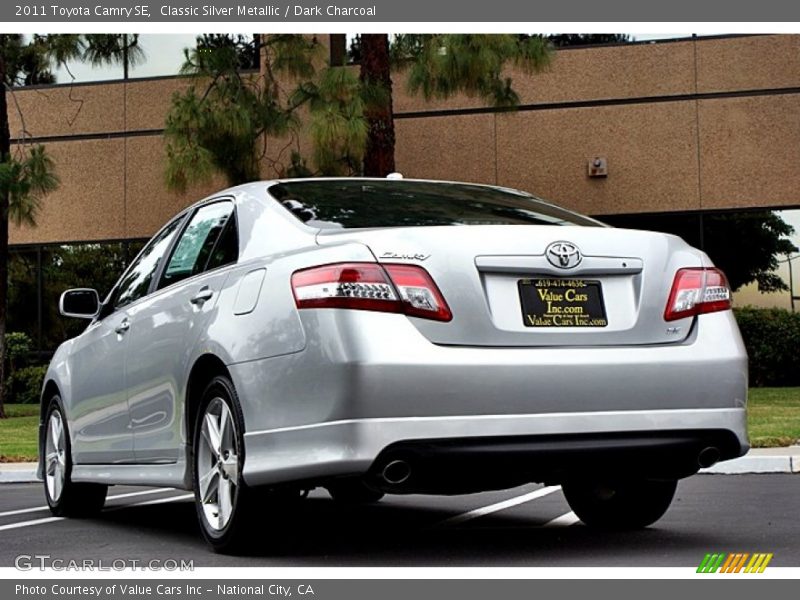 Classic Silver Metallic / Dark Charcoal 2011 Toyota Camry SE