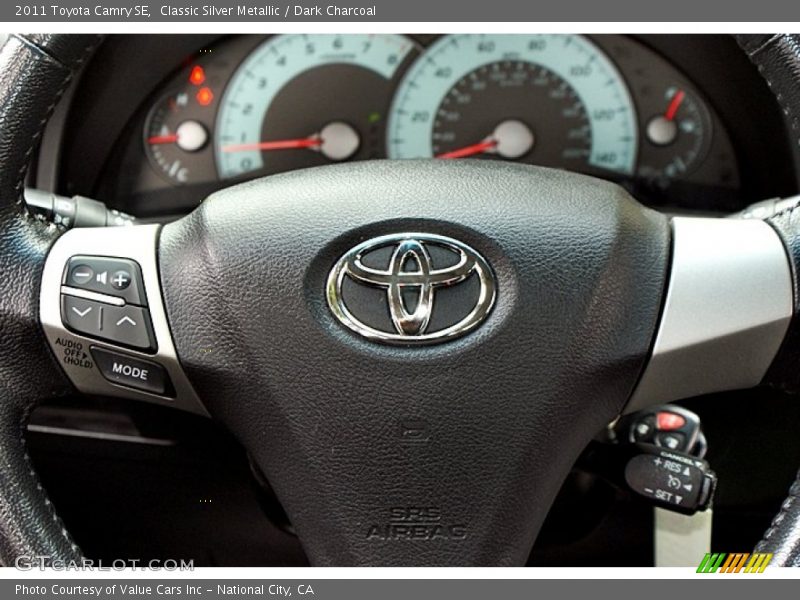Classic Silver Metallic / Dark Charcoal 2011 Toyota Camry SE