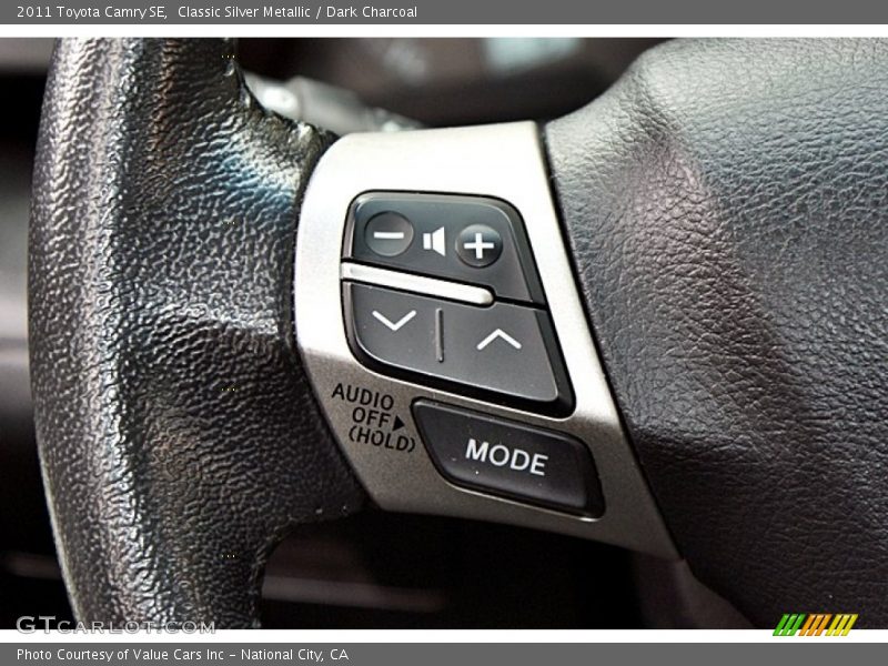 Controls of 2011 Camry SE