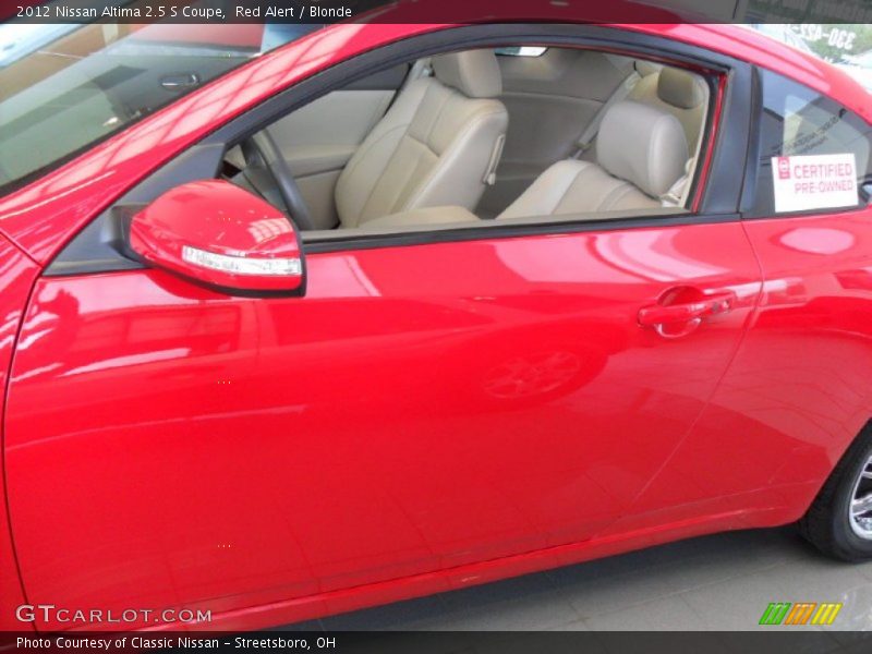 Red Alert / Blonde 2012 Nissan Altima 2.5 S Coupe
