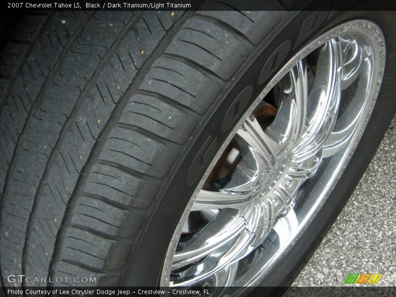 Black / Dark Titanium/Light Titanium 2007 Chevrolet Tahoe LS
