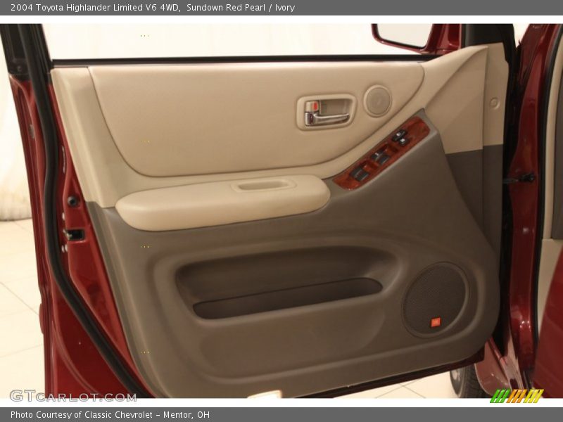 Door Panel of 2004 Highlander Limited V6 4WD