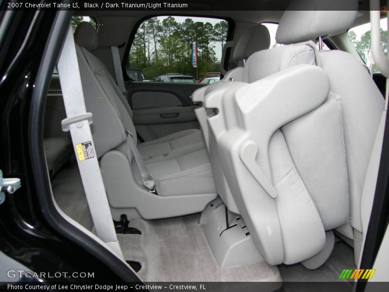 Black / Dark Titanium/Light Titanium 2007 Chevrolet Tahoe LS