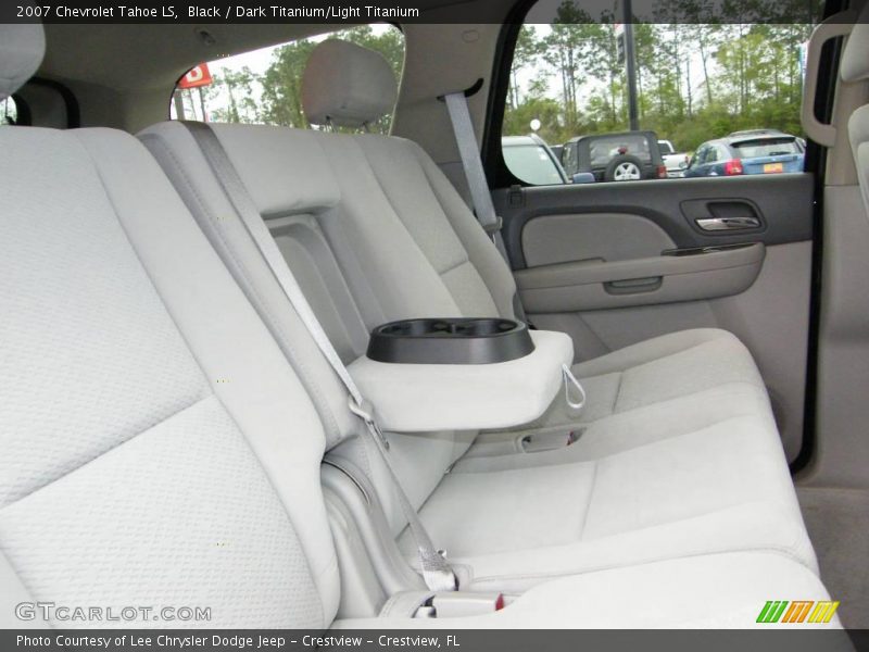 Black / Dark Titanium/Light Titanium 2007 Chevrolet Tahoe LS