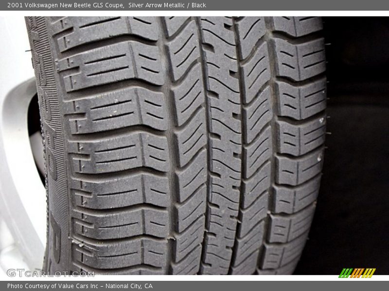 Silver Arrow Metallic / Black 2001 Volkswagen New Beetle GLS Coupe