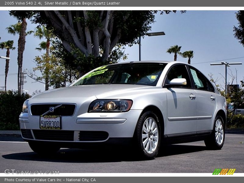 Silver Metallic / Dark Beige/Quartz Leather 2005 Volvo S40 2.4i
