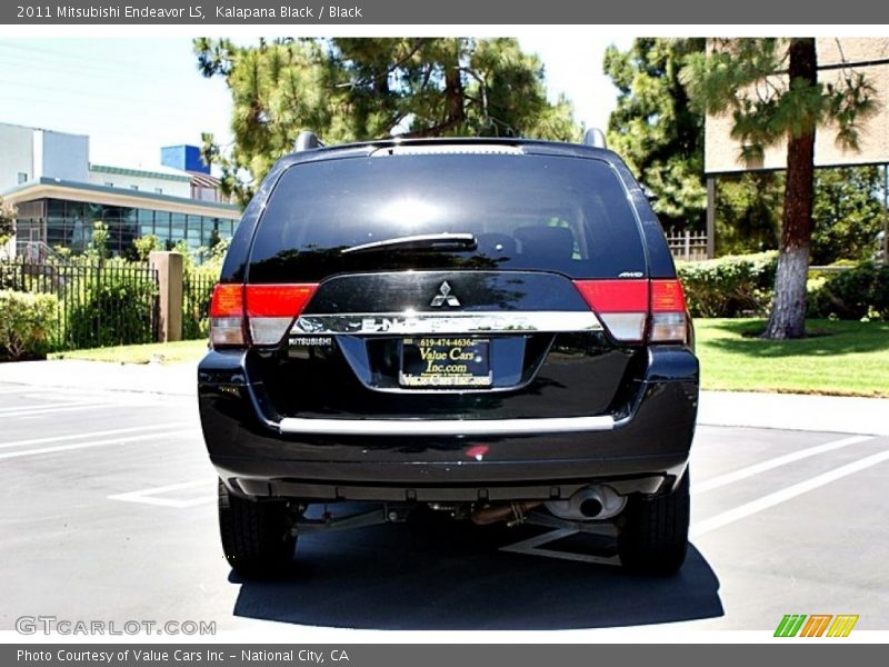 Kalapana Black / Black 2011 Mitsubishi Endeavor LS