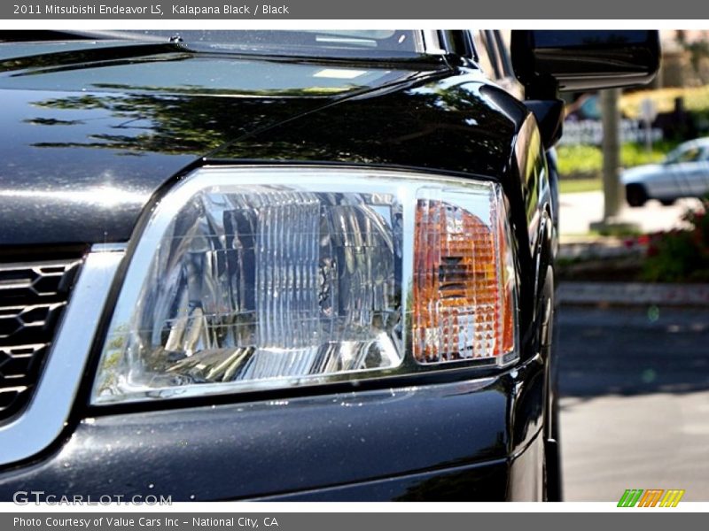 Kalapana Black / Black 2011 Mitsubishi Endeavor LS