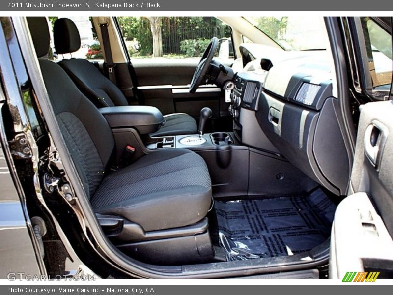 Kalapana Black / Black 2011 Mitsubishi Endeavor LS