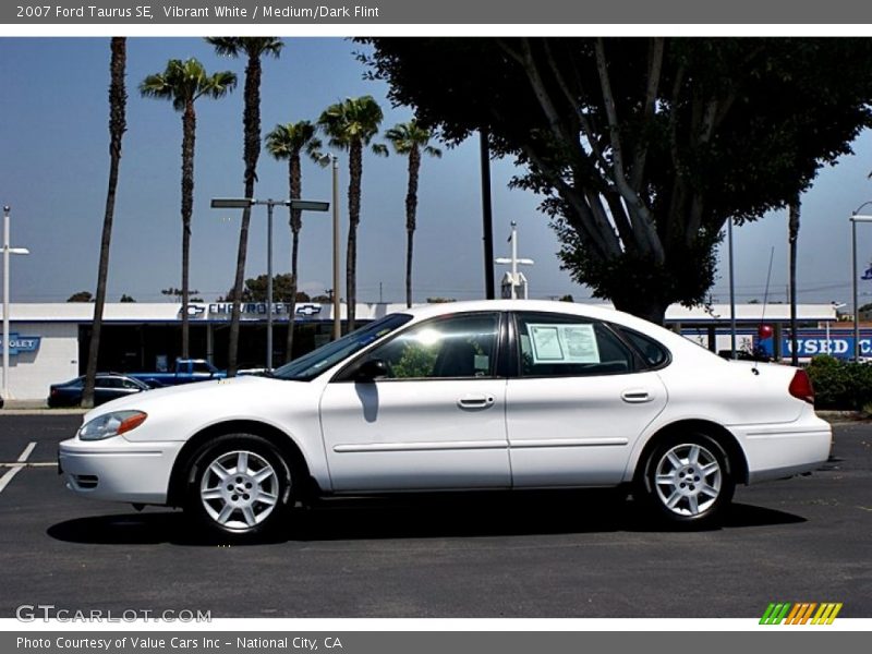  2007 Taurus SE Vibrant White