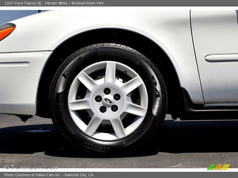  2007 Taurus SE Wheel