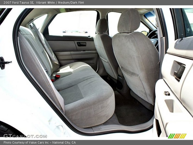 Vibrant White / Medium/Dark Flint 2007 Ford Taurus SE