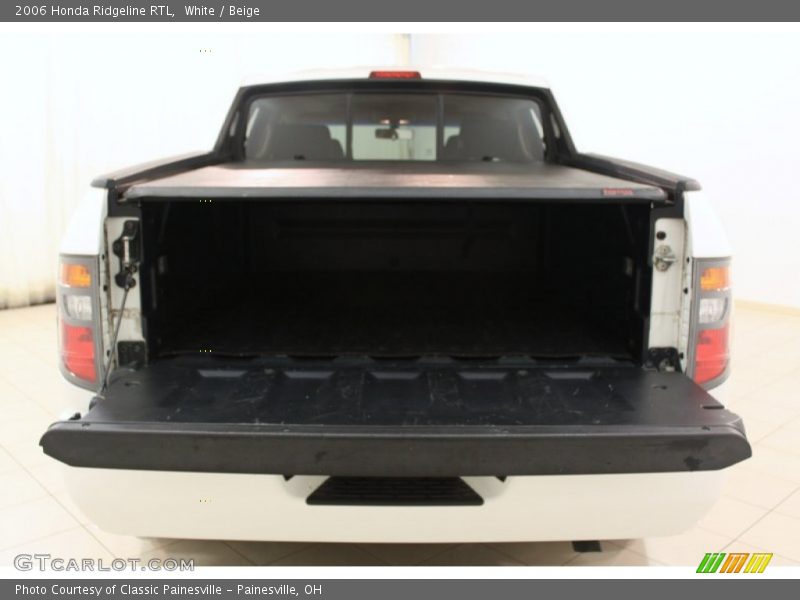 White / Beige 2006 Honda Ridgeline RTL