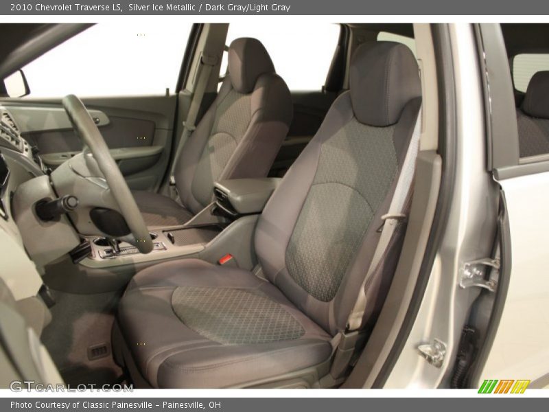 Silver Ice Metallic / Dark Gray/Light Gray 2010 Chevrolet Traverse LS