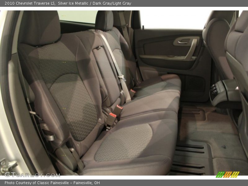 Silver Ice Metallic / Dark Gray/Light Gray 2010 Chevrolet Traverse LS