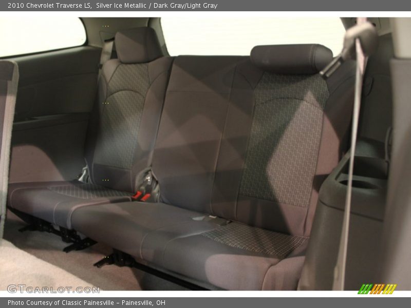 Silver Ice Metallic / Dark Gray/Light Gray 2010 Chevrolet Traverse LS