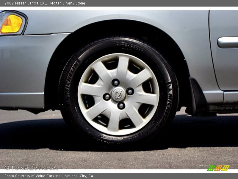 Molten Silver / Stone 2002 Nissan Sentra GXE