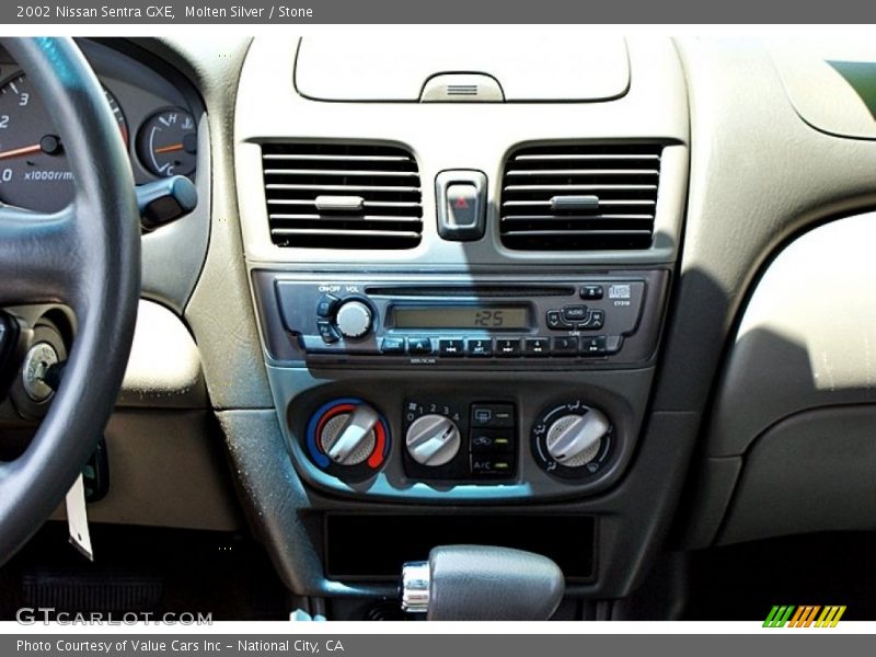 Controls of 2002 Sentra GXE