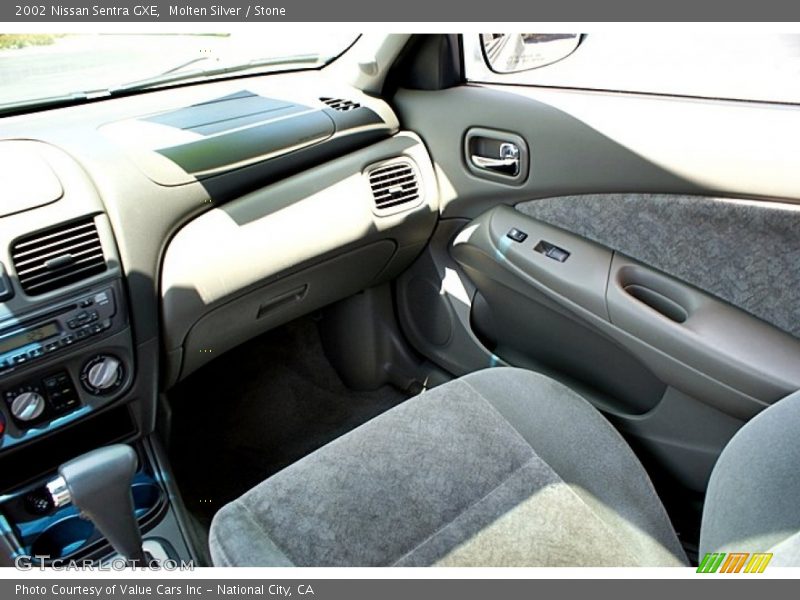 Molten Silver / Stone 2002 Nissan Sentra GXE