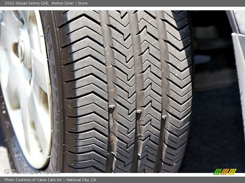 Molten Silver / Stone 2002 Nissan Sentra GXE