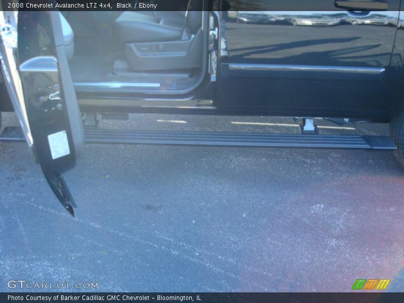 Black / Ebony 2008 Chevrolet Avalanche LTZ 4x4