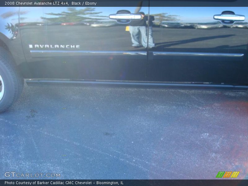 Black / Ebony 2008 Chevrolet Avalanche LTZ 4x4