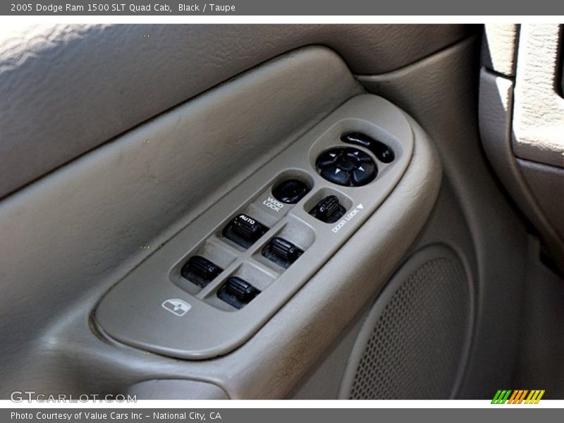 Black / Taupe 2005 Dodge Ram 1500 SLT Quad Cab
