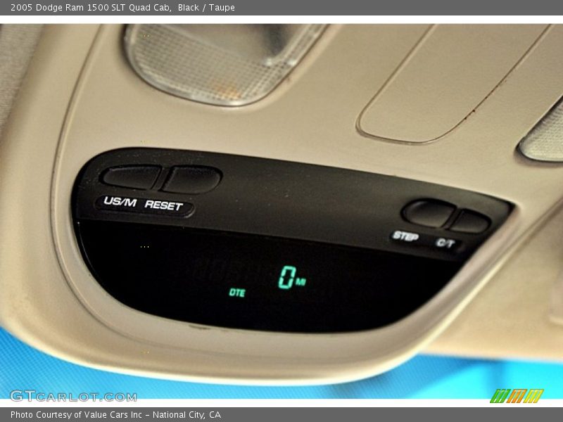 Black / Taupe 2005 Dodge Ram 1500 SLT Quad Cab