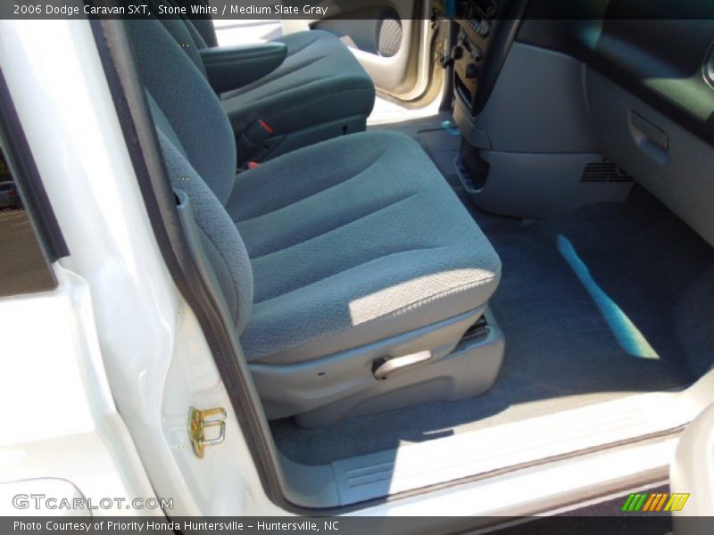 Stone White / Medium Slate Gray 2006 Dodge Caravan SXT