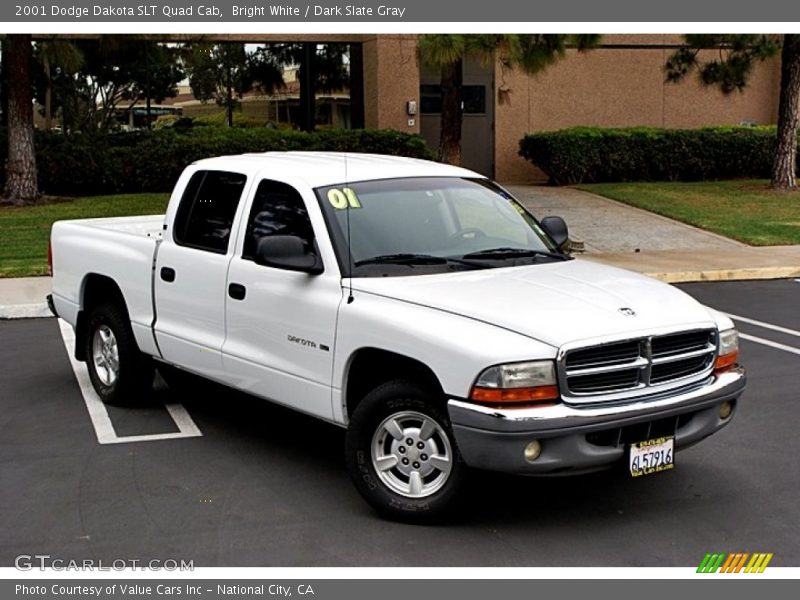 Front 3/4 View of 2001 Dakota SLT Quad Cab