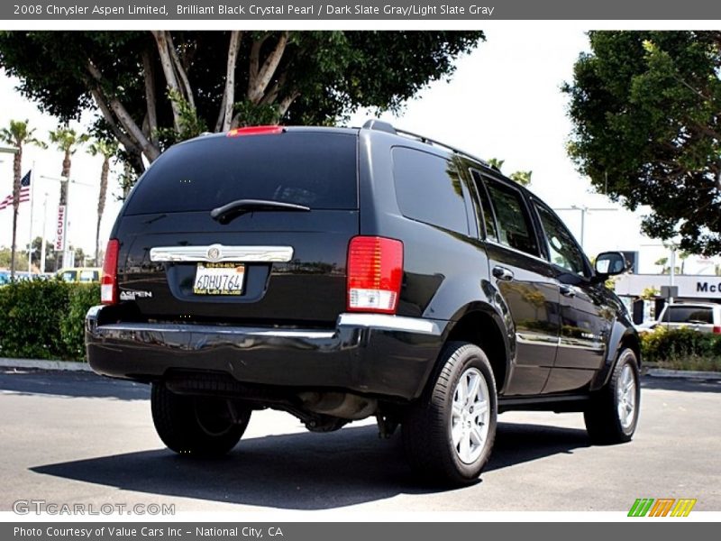 Brilliant Black Crystal Pearl / Dark Slate Gray/Light Slate Gray 2008 Chrysler Aspen Limited