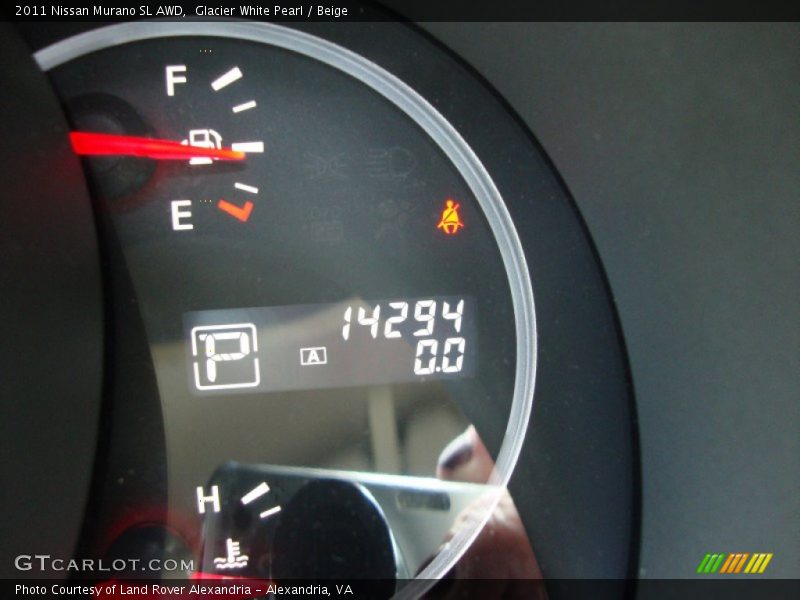 Glacier White Pearl / Beige 2011 Nissan Murano SL AWD