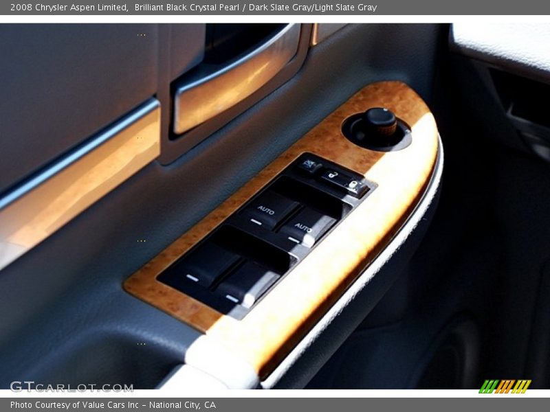 Brilliant Black Crystal Pearl / Dark Slate Gray/Light Slate Gray 2008 Chrysler Aspen Limited