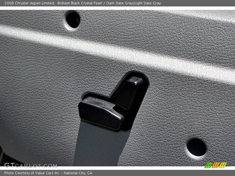 Brilliant Black Crystal Pearl / Dark Slate Gray/Light Slate Gray 2008 Chrysler Aspen Limited