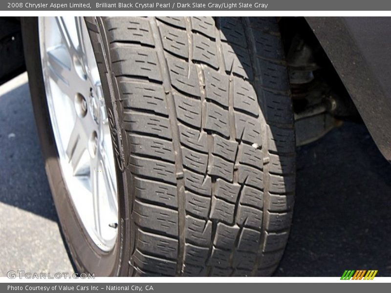 Brilliant Black Crystal Pearl / Dark Slate Gray/Light Slate Gray 2008 Chrysler Aspen Limited