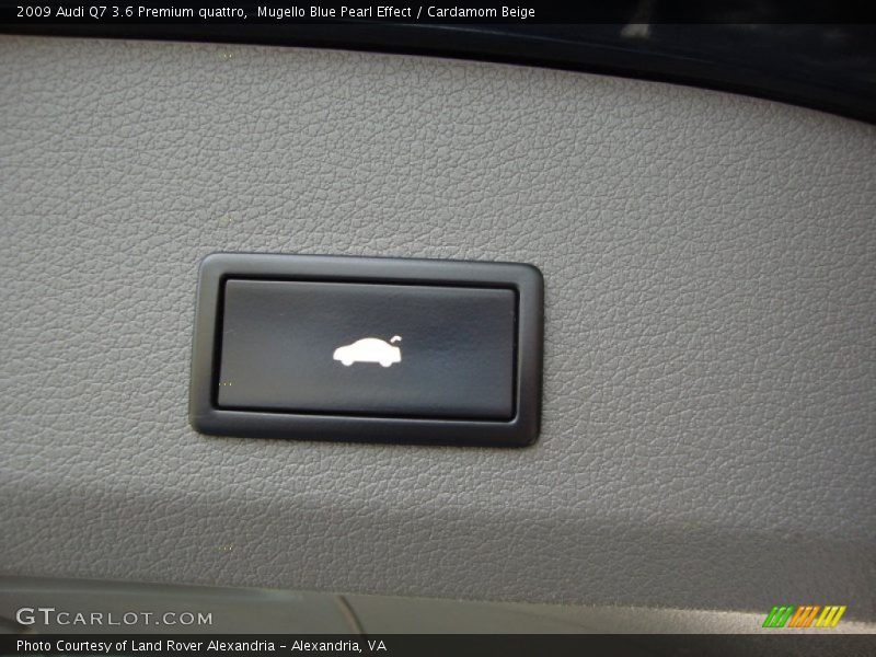 Mugello Blue Pearl Effect / Cardamom Beige 2009 Audi Q7 3.6 Premium quattro