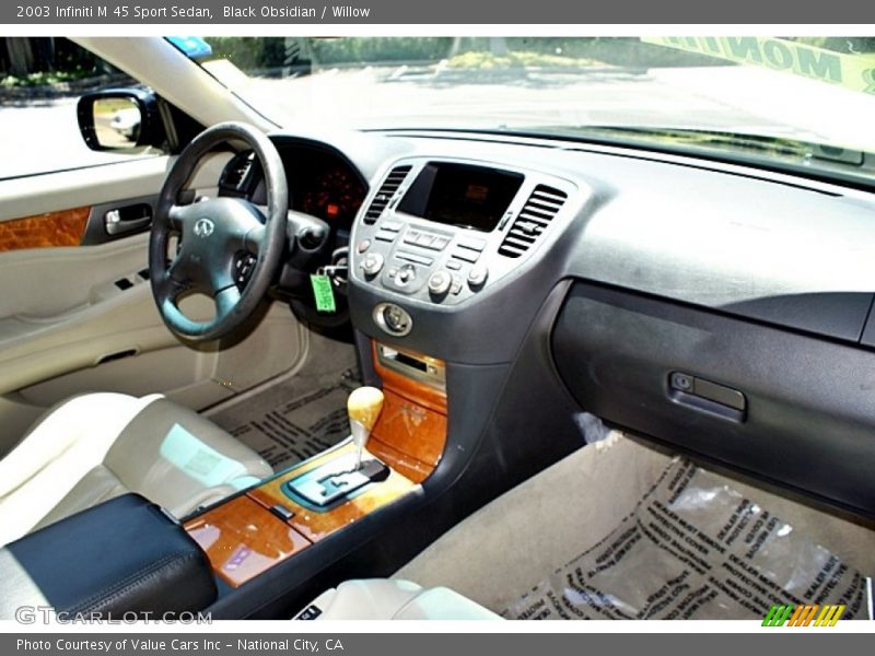 Black Obsidian / Willow 2003 Infiniti M 45 Sport Sedan