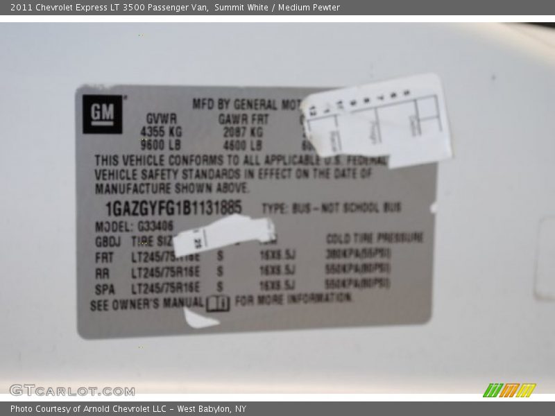 Summit White / Medium Pewter 2011 Chevrolet Express LT 3500 Passenger Van