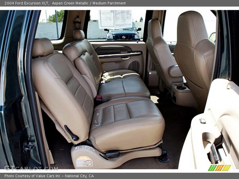  2004 Excursion XLT Medium Parchment Interior