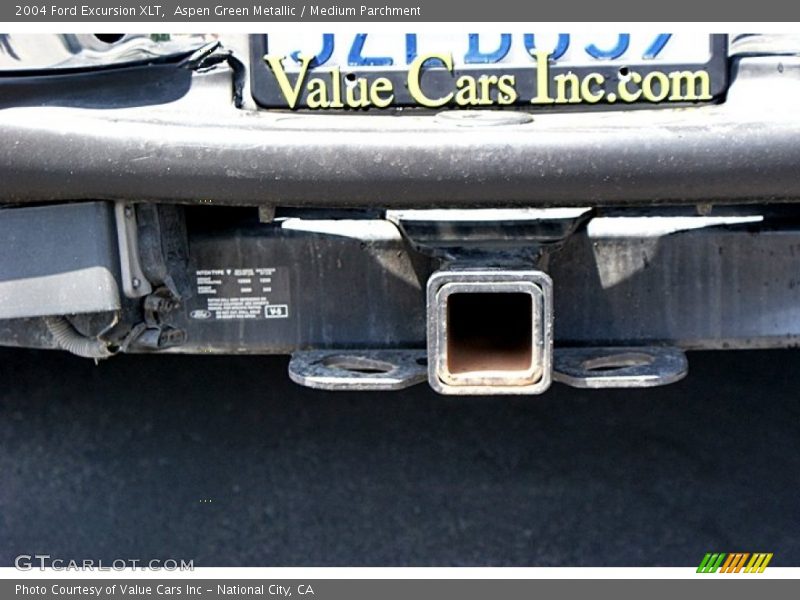 Aspen Green Metallic / Medium Parchment 2004 Ford Excursion XLT