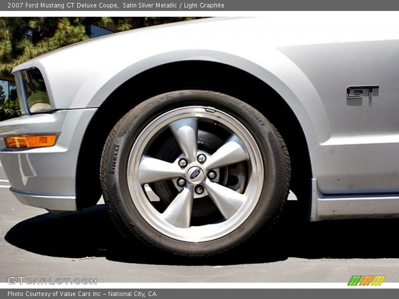  2007 Mustang GT Deluxe Coupe Wheel