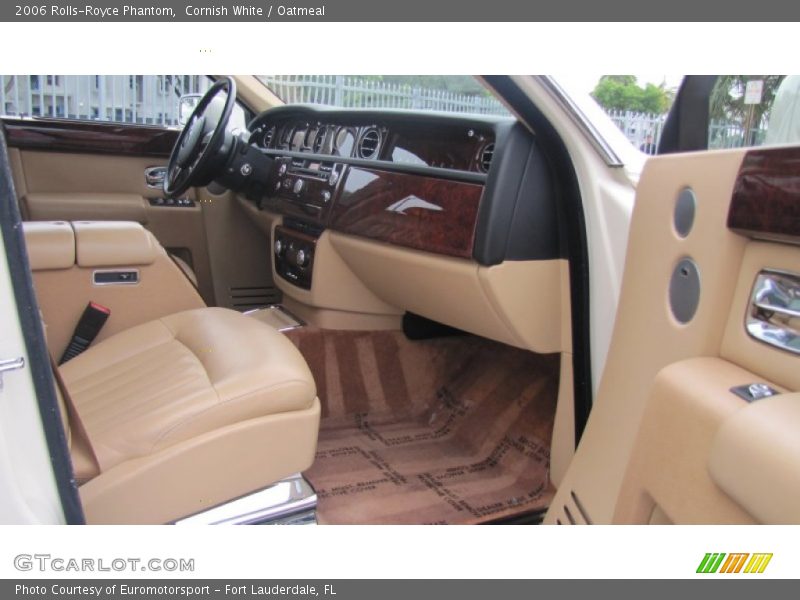  2006 Phantom  Oatmeal Interior