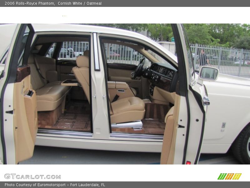 2006 Phantom  Oatmeal Interior