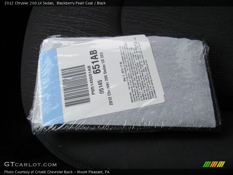Blackberry Pearl Coat / Black 2012 Chrysler 200 LX Sedan