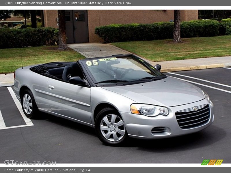 Front 3/4 View of 2005 Sebring Convertible