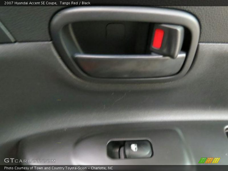 Tango Red / Black 2007 Hyundai Accent SE Coupe