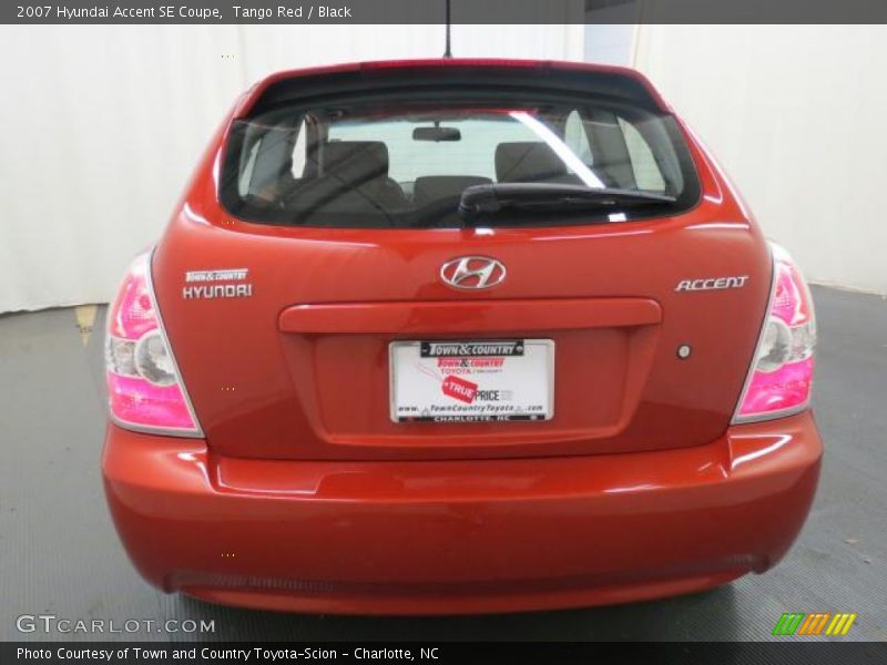 Tango Red / Black 2007 Hyundai Accent SE Coupe