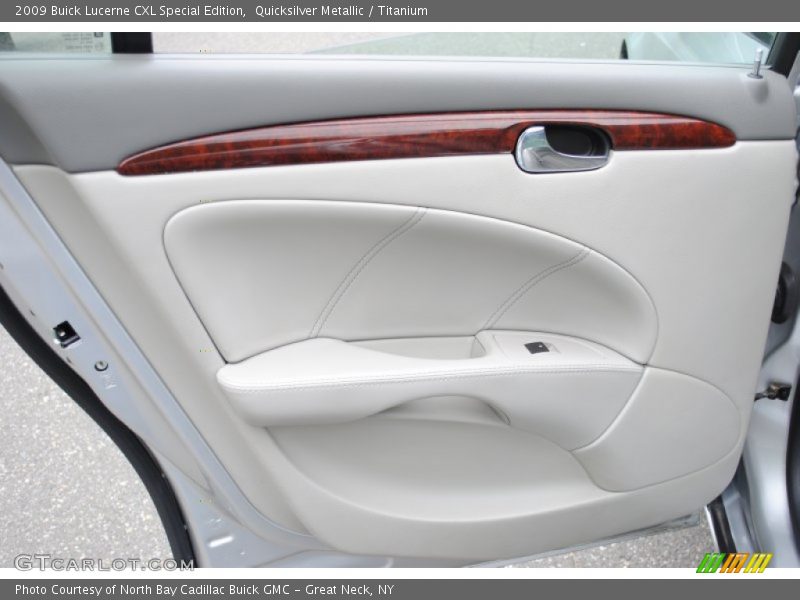 Quicksilver Metallic / Titanium 2009 Buick Lucerne CXL Special Edition