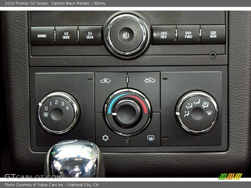 Controls of 2010 G6 Sedan