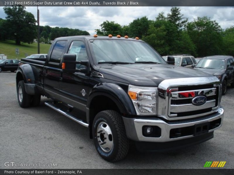 Front 3/4 View of 2012 F450 Super Duty Lariat Crew Cab 4x4 Dually
